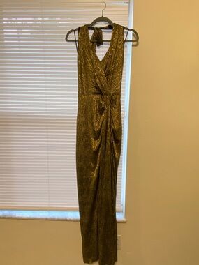 Metallic Gold Sleeveless Evening Dress - Elegant Draped Gown